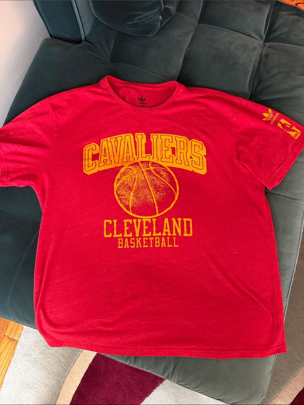 adidas Cleveland Cavaliers Basketball Tee with Yellow Print
